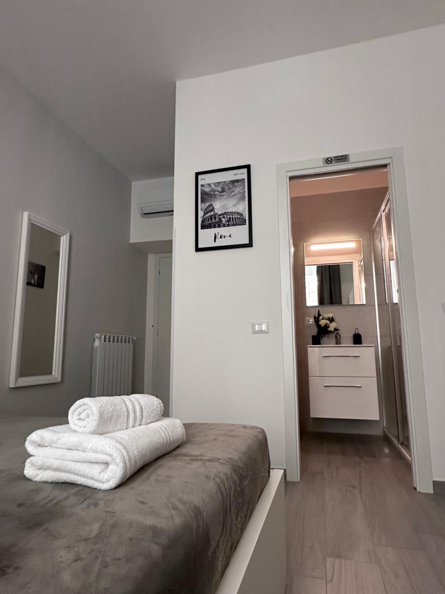 Roma Centro Softrooms Guest House Affittacamere エクステリア 写真