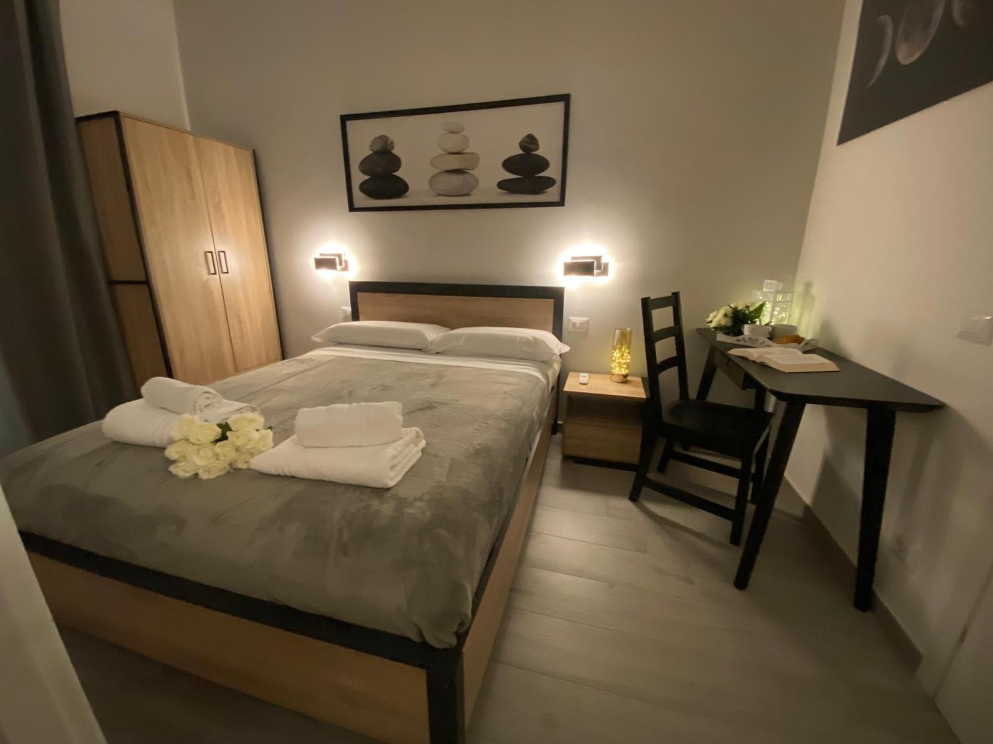 Roma Centro Softrooms Guest House Affittacamere エクステリア 写真